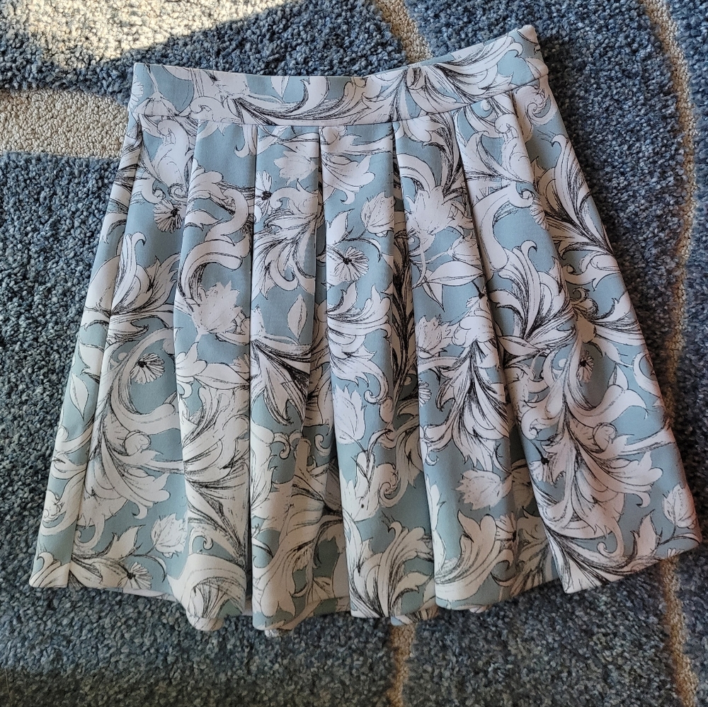 1. State Floral Skater Skirt - Blue and White, Women's Medium